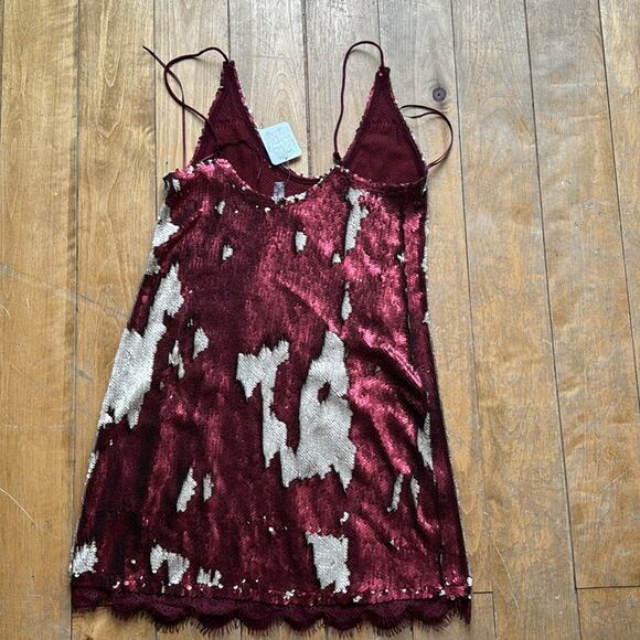 Free People Seeing Double Sequins Red/Rouge Dress Small NWT NEW YEARS DRESS - Picture 5 of 6